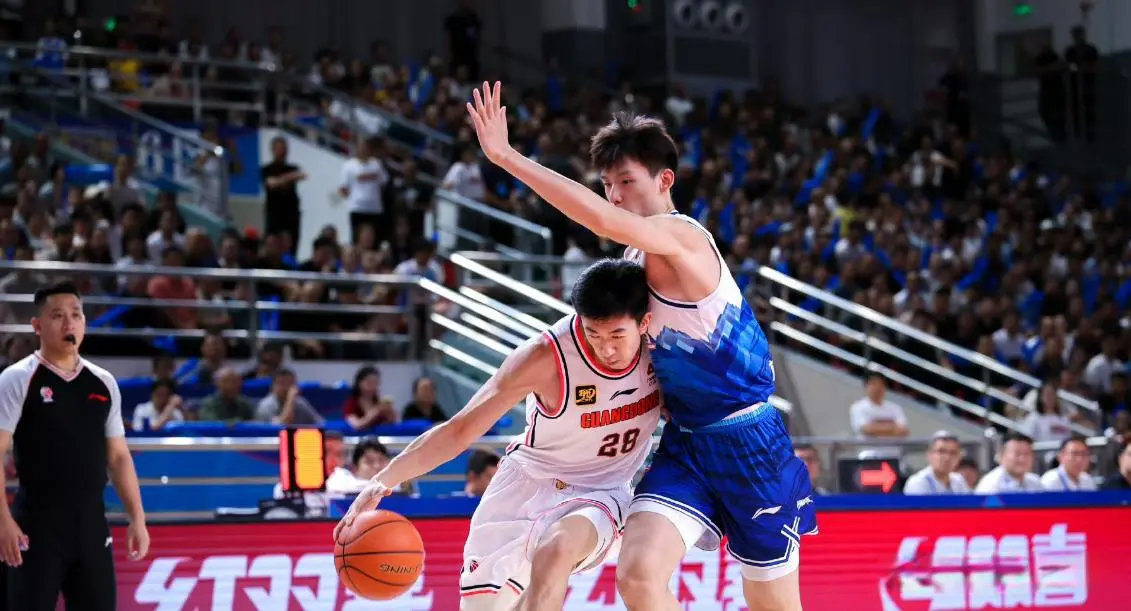 篮板, 逆转, 是站到了风