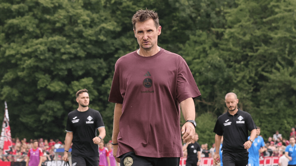 div, 尽管赛季开 div, 尽管赛季开