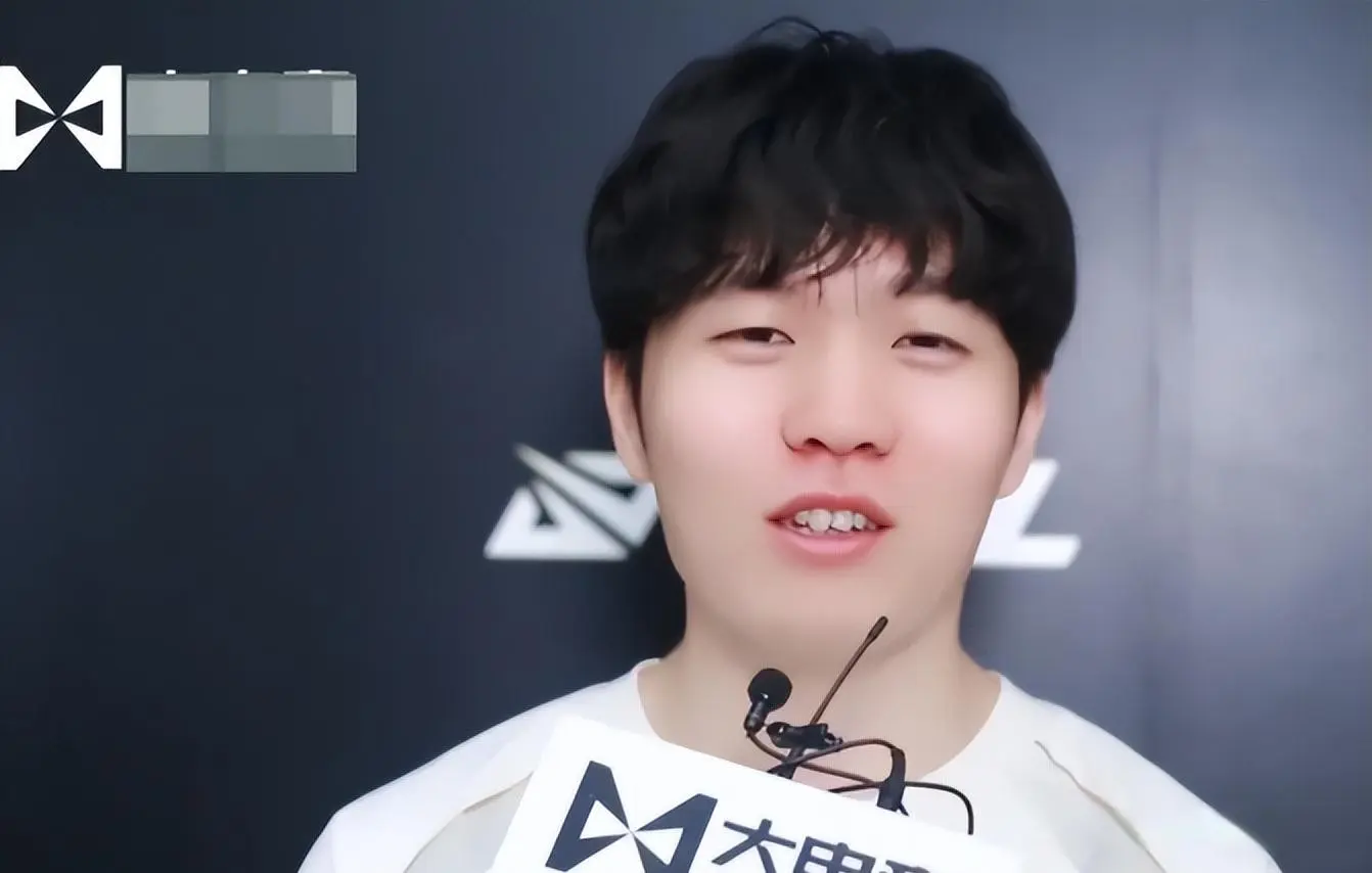 磕磕绊绊 磕磕绊绊